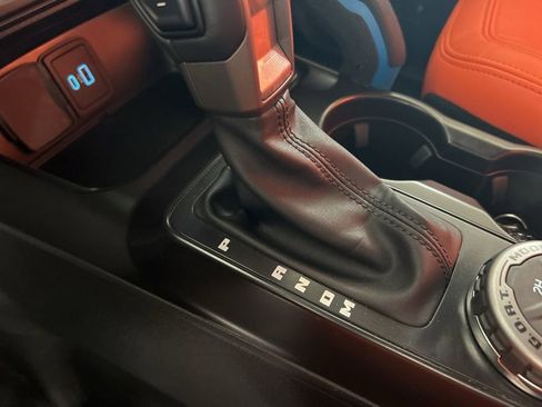 Used 2024 Ford Bronco Black Diamond image 8