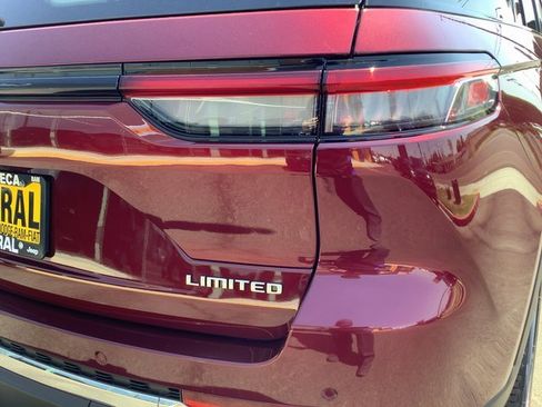 New 2025 Jeep Grand Cherokee Limited w/ Trailer Tow Package image 42