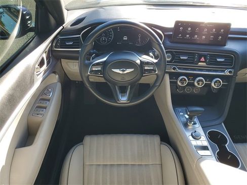 Used 2022 Genesis G70 3.3T image 15