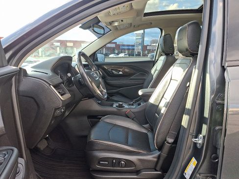 Used 2019 GMC Terrain Denali w/ Comfort Package image 13