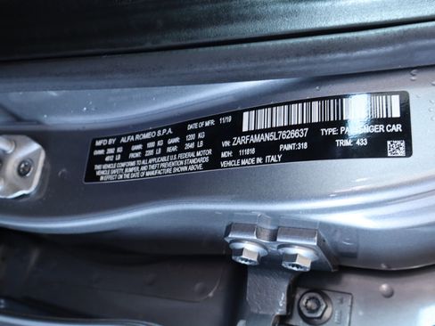 Used 2020 Alfa Romeo Giulia w/ Nero Edizione image 54