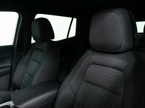 New 2026 Chevrolet Equinox LT image 5