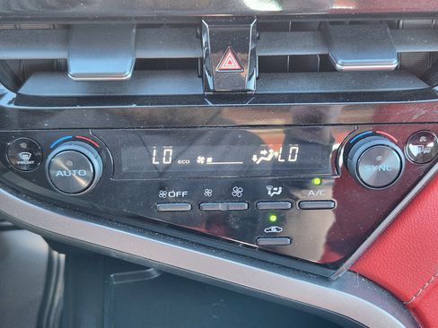 Used 2024 Toyota Camry XSE image 14