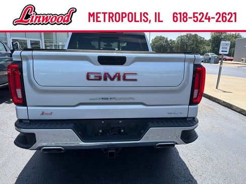 Used 2019 GMC Sierra 1500 SLT w/ SLT Premium Plus Package AWD/4WD image 6