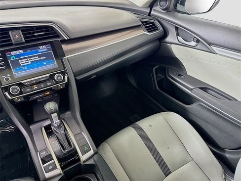 Used 2020 Honda Civic EX image 25