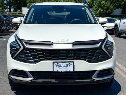 Used 2025 Kia Sportage LX AWD/4WD image 2