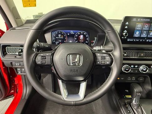 Used 2024 Honda Civic Touring image 17