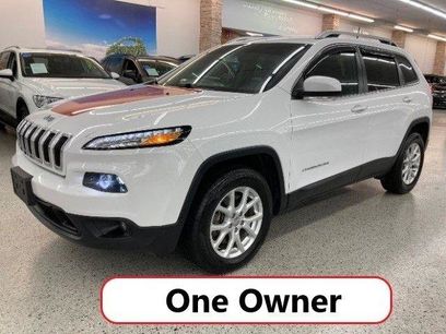 Used 2017 Jeep Cherokee Latitude w/ Cold Weather Group
