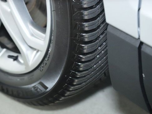 Used 2018 Ford Edge Titanium image 36