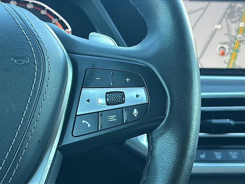 Used 2022 BMW X5 xDrive40i w/ Premium Package image 27