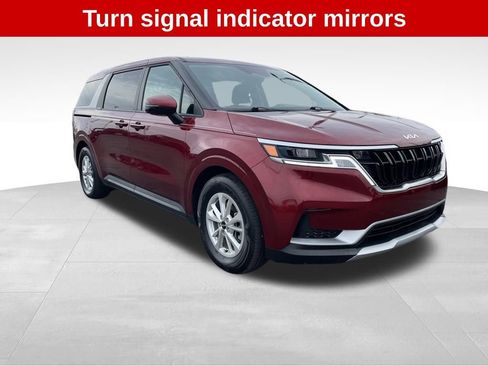 Used 2024 Kia Carnival LX image 8