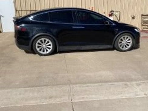 Used 2017 Tesla Model X 100D AWD/4WD image 5