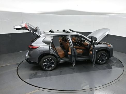 Used 2026 Nissan Rogue Platinum w/ Platinum Premium Package AWD/4WD image 61
