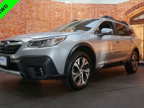 Used 2020 Subaru Outback Limited image 3
