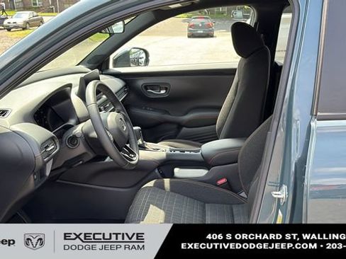 Used 2024 Honda HR-V Sport image 9