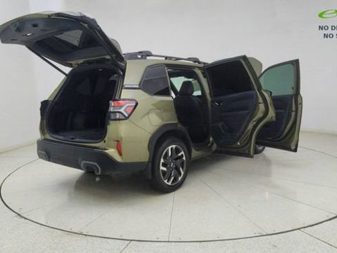 Used 2025 Subaru Forester Limited AWD/4WD image 65