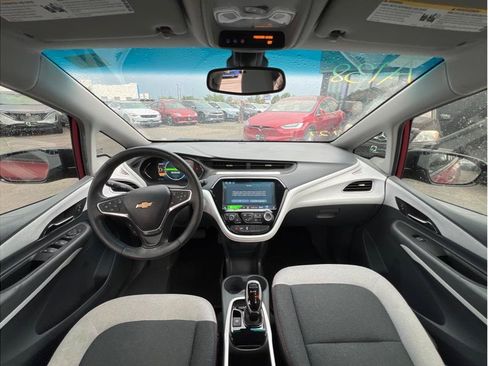 Used 2017 Chevrolet Bolt LT FWD image 5