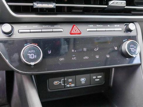 New 2025 Hyundai Sonata SEL image 18