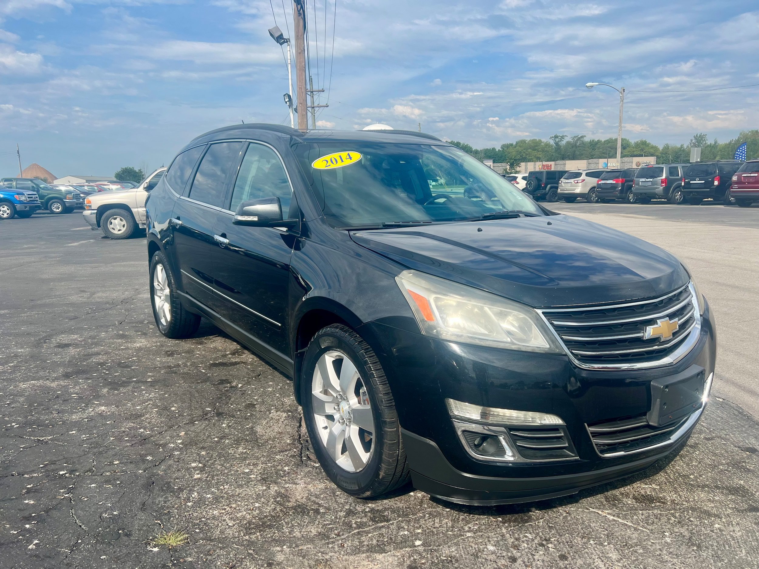 Used 2014 Chevrolet Traverse LTZ AWD/4WD image 3