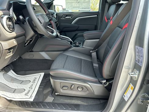 New 2026 Chevrolet Colorado Z71 image 24