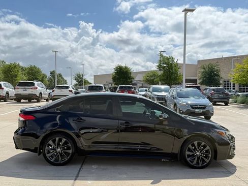 Used 2026 Toyota Corolla SE FWD image 6