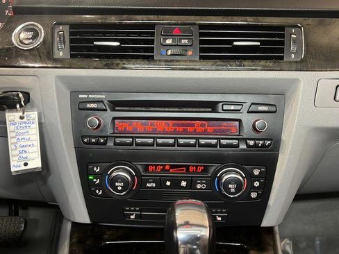 Used 2009 BMW 328i Coupe image 14