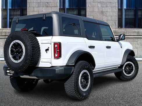 Certified 2023 Ford Bronco Wildtrak AWD/4WD image 11