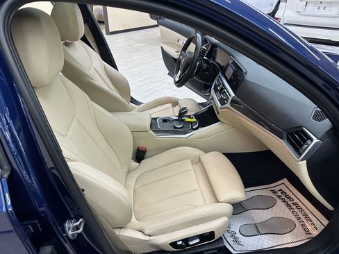 Used 2019 BMW 330i xDrive Sedan w/ Driving Assistance Package image 42
