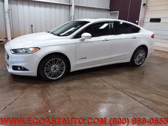 Used 2014 Ford Fusion SE w/ Equipment Group 502A FWD image 3
