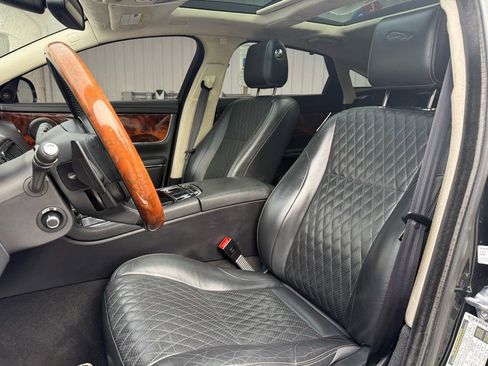 Used 2016 Jaguar XJ L Portfolio image 7