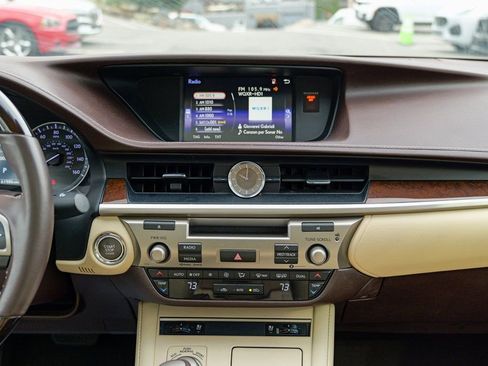 Used 2018 Lexus ES 350 w/ Premier Package image 46