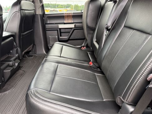 Used 2020 Ford F150 Lariat AWD/4WD image 17