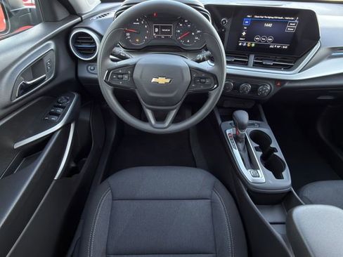 New 2026 Chevrolet Trax LS w/ Driver Confidence Package image 10