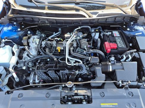 Used 2025 Nissan Altima 2.5 SV AWD/4WD image 33