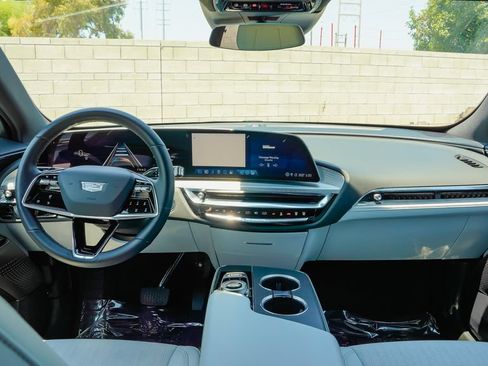 Certified 2024 Cadillac Lyriq Sport RWD image 12