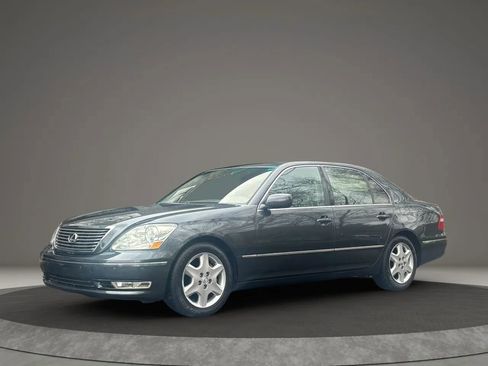 Used 2004 Lexus LS 430 RWD image 1