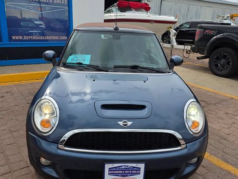 Used 2009 MINI Cooper S FWD image 2