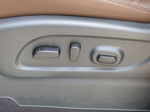 Used 2023 Nissan Titan Platinum Reserve w/ Moonroof Package RWD image 15