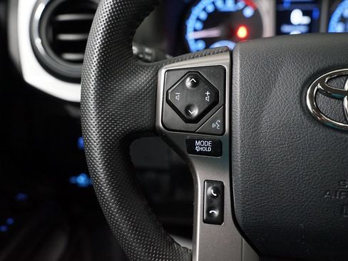 Used 2023 Toyota Tacoma SR5 w/ Technology Package RWD image 15