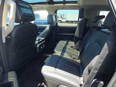 Used 2021 Ford Expedition Platinum AWD/4WD image 7