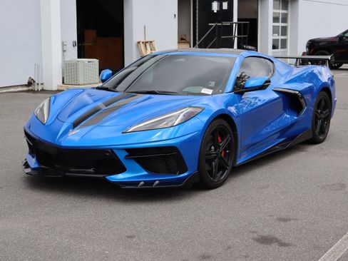 Used 2024 Chevrolet Corvette Stingray Preferred Cpe w/ Stealth Interior Trim Package RWD image 16