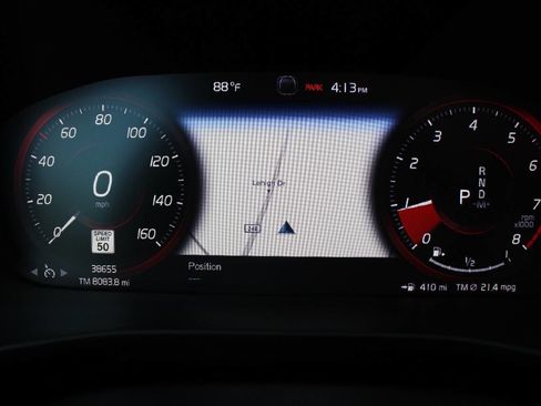 Used 2020 Volvo XC40 T5 Momentum w/ Protection Package Premier AWD/4WD image 10