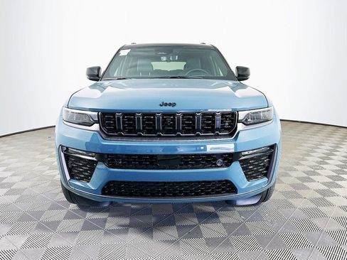 New 2026 Jeep Grand Cherokee L Summit w/ Obsidian Package AWD/4WD image 3