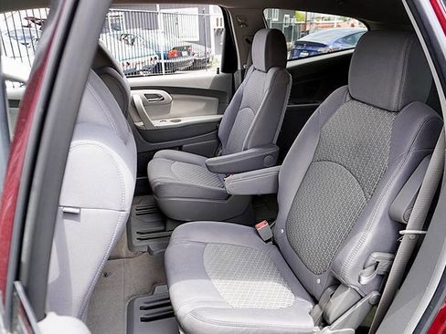 Used 2011 Chevrolet Traverse LT w/ Personal Connectivity Package AWD/4WD image 16
