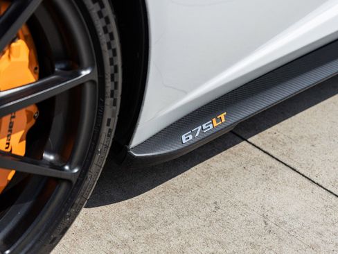 Used 2016 McLaren 675LT Coupe image 16