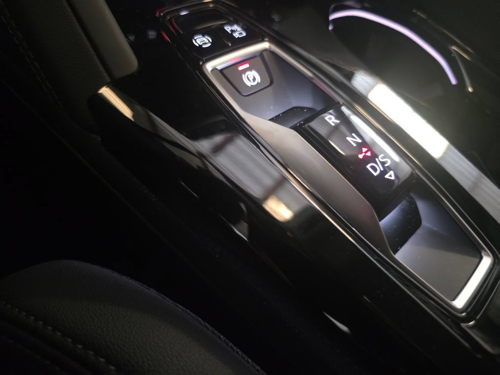 Certified 2025 Audi Q5 Premium AWD/4WD image 34