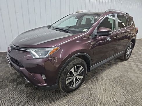 Used 2018 Toyota RAV4 XLE w/ Plus Extra Value Package AWD/4WD image 8