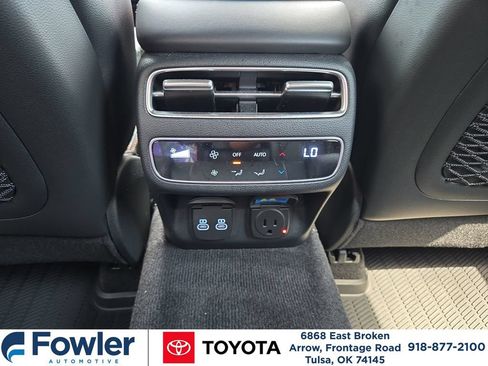 Used 2026 Genesis GV70 2.5T Sport Prestige AWD/4WD image 11