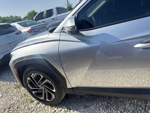 Used 2025 Hyundai Tucson Limited FWD image 10