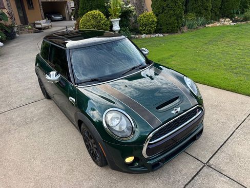 Used 2016 MINI Cooper S FWD image 8